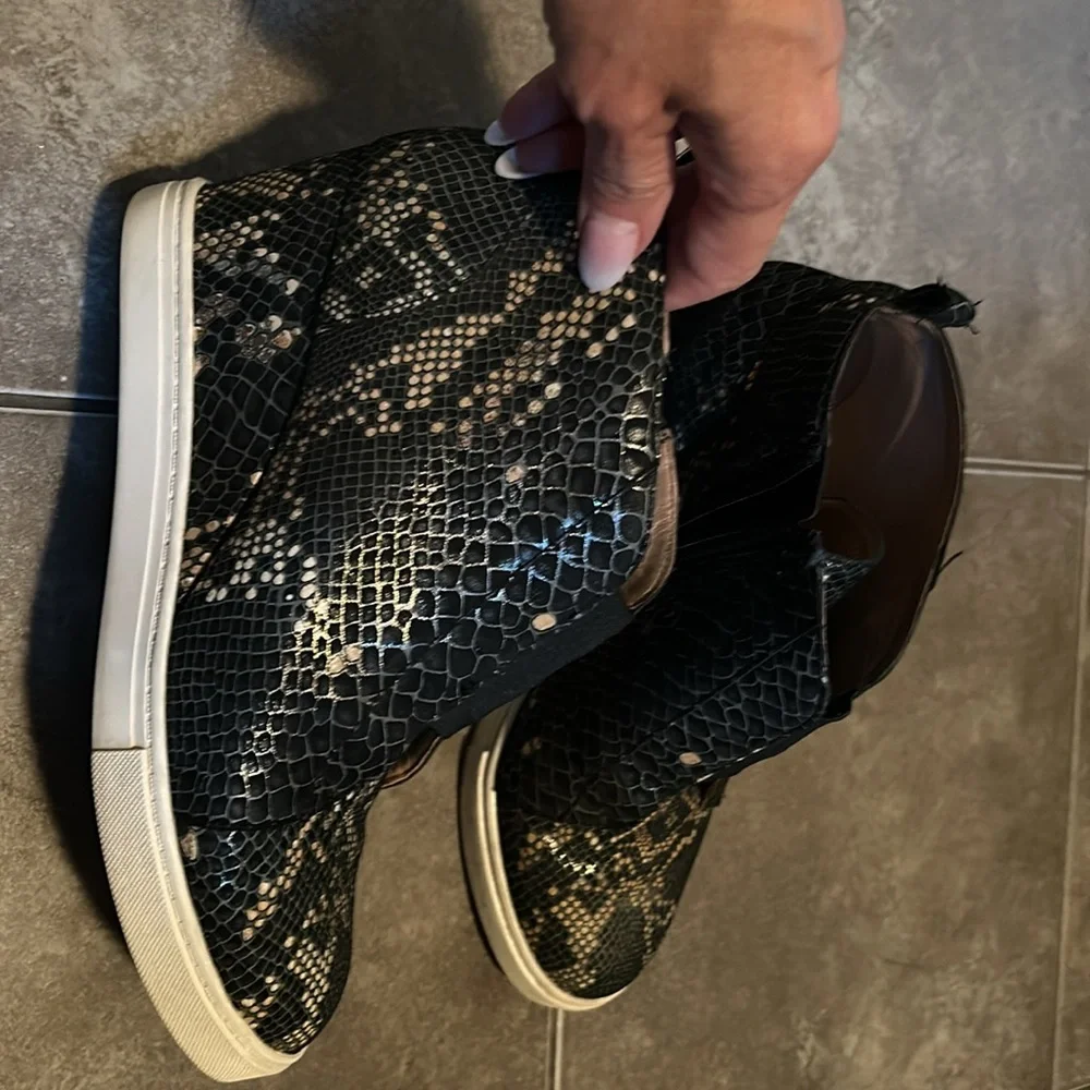 Paolo side zip wedge booties. Snake skin pattern black and gold - Picture 3 of 6